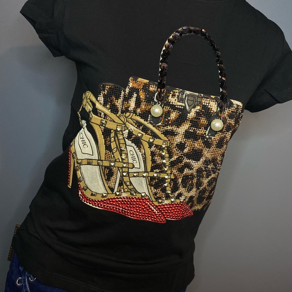 Vinizbena T-Shirt